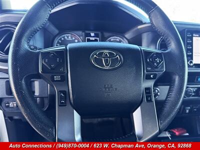 2017 Toyota Tacoma TRD Off-Road   - Photo 13 - Orange, CA 92868