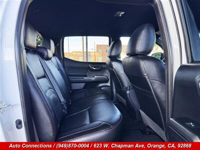 2017 Toyota Tacoma TRD Off-Road   - Photo 8 - Orange, CA 92868