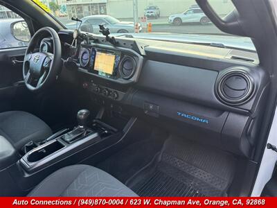 2017 Toyota Tacoma TRD Off-Road   - Photo 10 - Orange, CA 92868