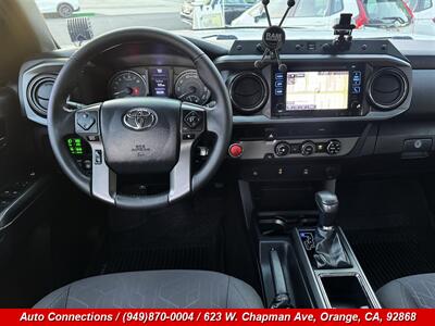 2017 Toyota Tacoma TRD Off-Road   - Photo 12 - Orange, CA 92868