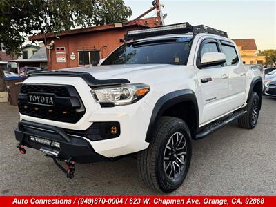 2017 Toyota Tacoma TRD Off-Road   - Photo 2 - Orange, CA 92868