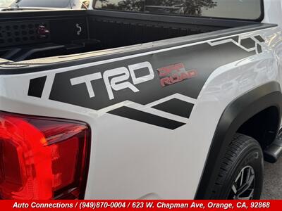 2017 Toyota Tacoma TRD Off-Road   - Photo 38 - Orange, CA 92868