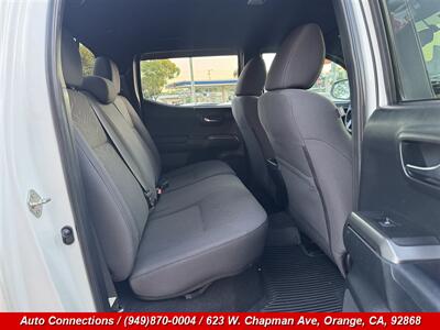 2017 Toyota Tacoma TRD Off-Road   - Photo 8 - Orange, CA 92868