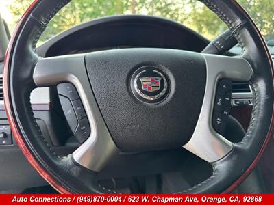 2009 Cadillac Escalade - Photo 13 - Orange, CA 92868