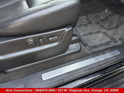 2009 Cadillac Escalade   - Photo 21 - Orange, CA 92868