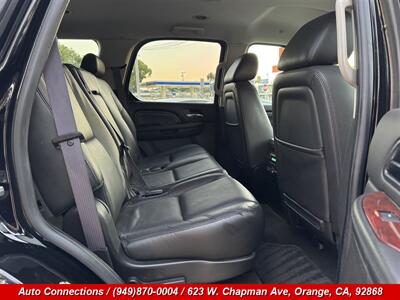 2009 Cadillac Escalade   - Photo 8 - Orange, CA 92868