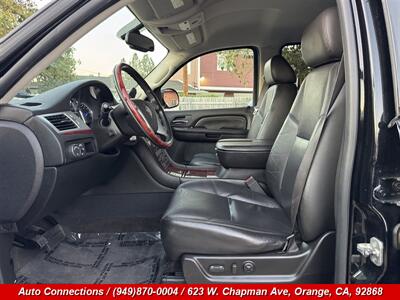 2009 Cadillac Escalade   - Photo 6 - Orange, CA 92868