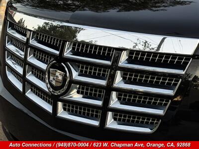2009 Cadillac Escalade   - Photo 25 - Orange, CA 92868