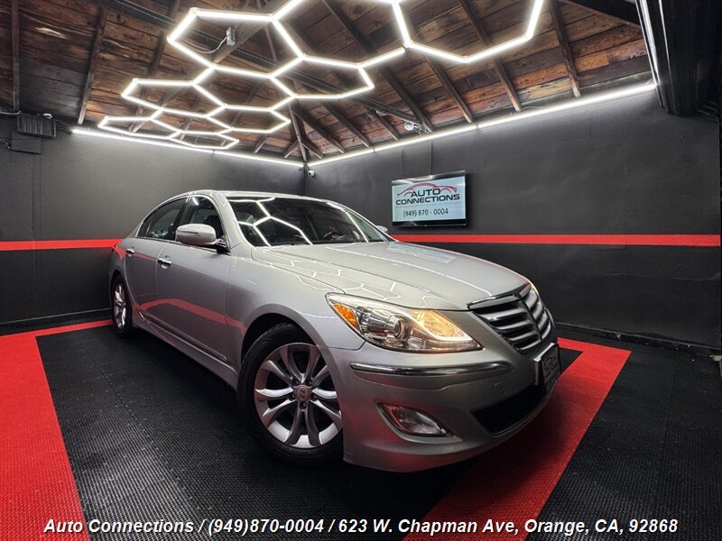 2013 Hyundai Genesis 3.8 - Photo 1 - Orange, CA 92868