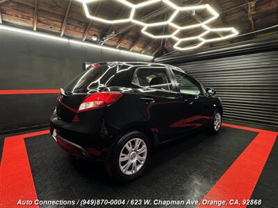 2011 Mazda Mazda2 Sport - Photo 3 - Orange, CA 92868