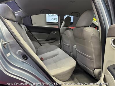 2012 Honda Civic Hybrid   - Photo 8 - Orange, CA 92868