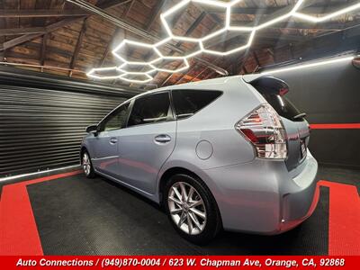 2014 Toyota Prius v Five - Photo 4 - Orange, CA 92868