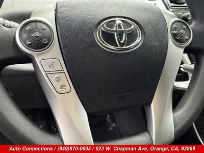 2014 Toyota Prius v Five - Photo 11 - Orange, CA 92868
