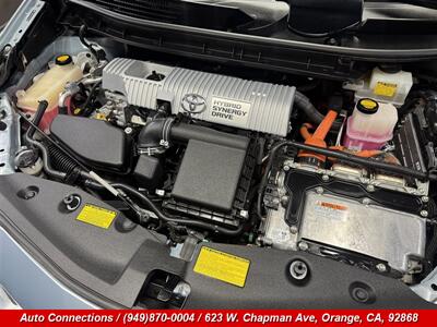 2014 Toyota Prius v Five - Photo 22 - Orange, CA 92868