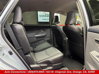 2014 Toyota Prius v Five - Photo 8 - Orange, CA 92868