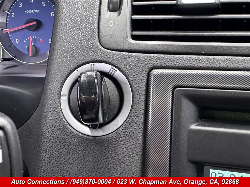 2013 Volvo C30 T5 R-Design - Photo 17 - Orange, CA 92868