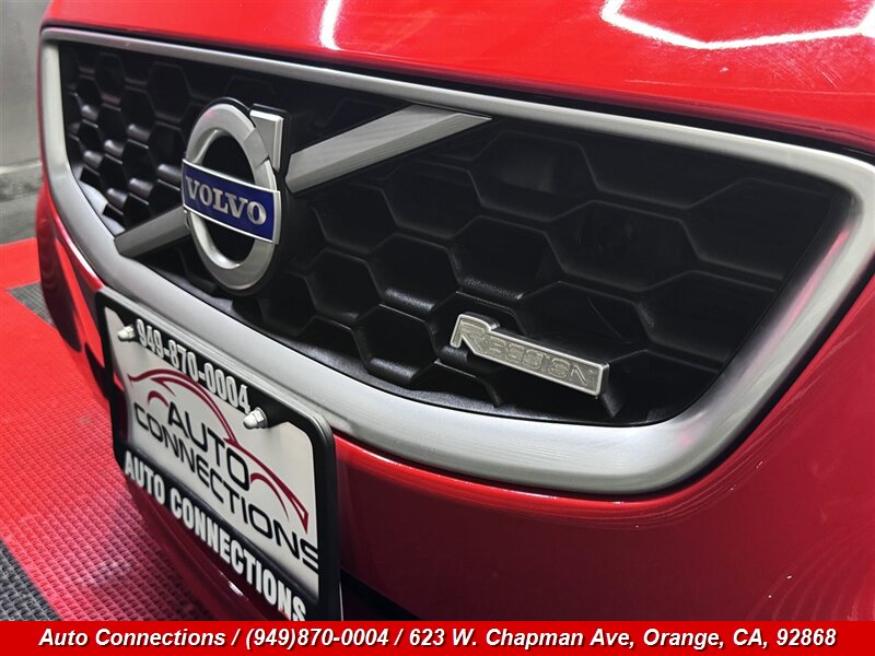 2013 Volvo C30 T5 R-Design - Photo 28 - Orange, CA 92868