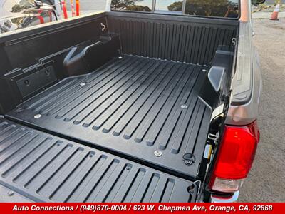 2016 Toyota Tacoma SR5 V6   - Photo 22 - Orange, CA 92868