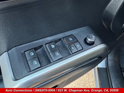 2016 Toyota Tacoma SR5 V6   - Photo 20 - Orange, CA 92868