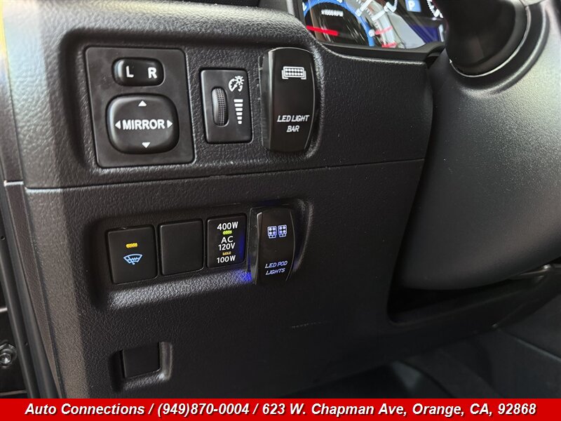 2017 Toyota 4Runner SR5 - Photo 21 - Orange, CA 92868