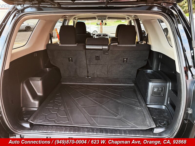 2017 Toyota 4Runner SR5 - Photo 26 - Orange, CA 92868