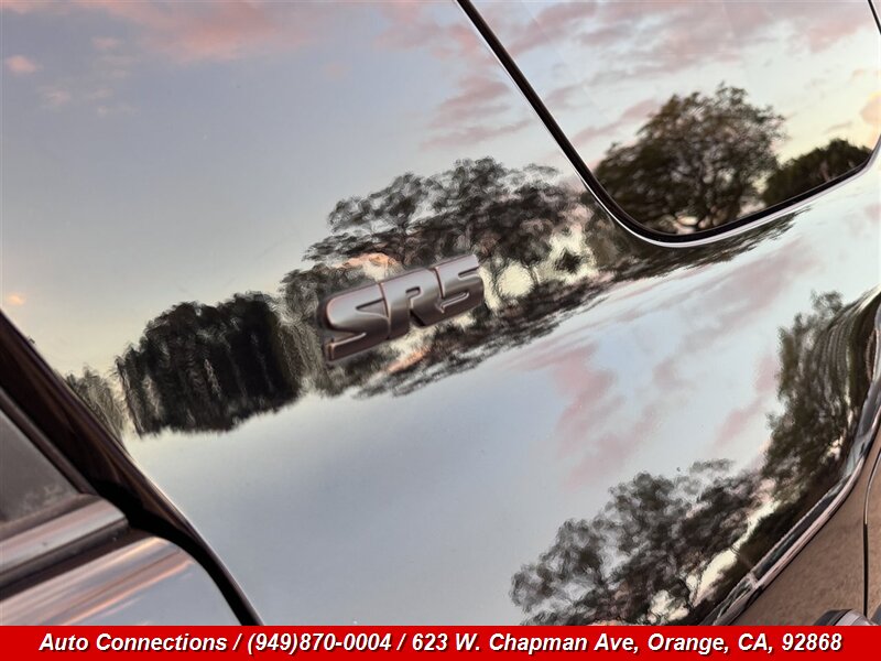 2017 Toyota 4Runner SR5 - Photo 28 - Orange, CA 92868