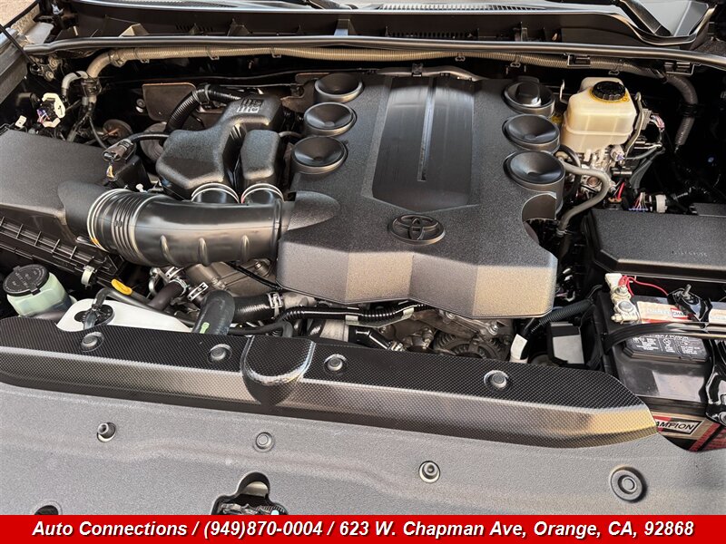 2017 Toyota 4Runner SR5 - Photo 27 - Orange, CA 92868