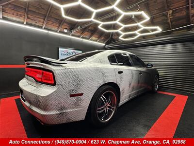 2014 Dodge Charger SXT   - Photo 3 - Orange, CA 92868