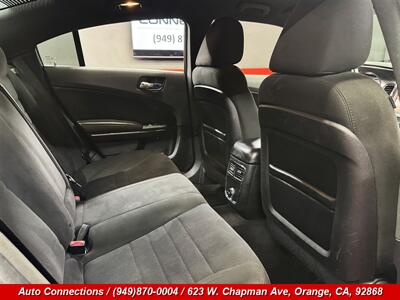 2014 Dodge Charger SXT   - Photo 8 - Orange, CA 92868