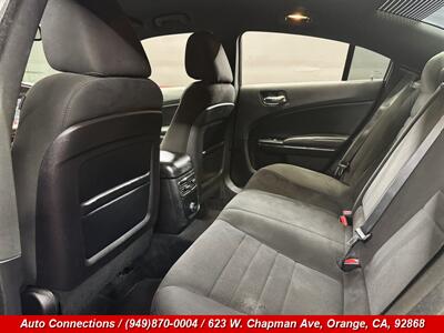 2014 Dodge Charger SXT   - Photo 9 - Orange, CA 92868