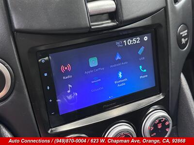 2017 Nissan 370Z   - Photo 13 - Orange, CA 92868