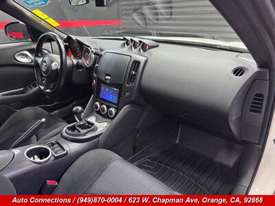 2017 Nissan 370Z   - Photo 8 - Orange, CA 92868