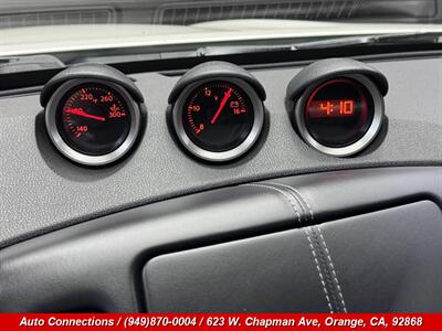 2017 Nissan 370Z   - Photo 16 - Orange, CA 92868