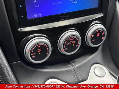 2017 Nissan 370Z   - Photo 12 - Orange, CA 92868