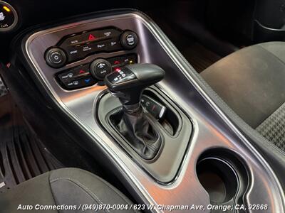 2018 Dodge Challenger R/T Shaker   - Photo 15 - Orange, CA 92868