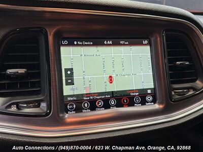 2018 Dodge Challenger R/T Shaker   - Photo 17 - Orange, CA 92868