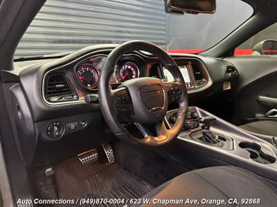 2018 Dodge Challenger R/T Shaker   - Photo 11 - Orange, CA 92868