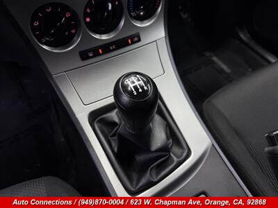 2010 Mazda Mazda3 i Touring   - Photo 14 - Orange, CA 92868