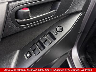 2010 Mazda Mazda3 i Touring   - Photo 17 - Orange, CA 92868