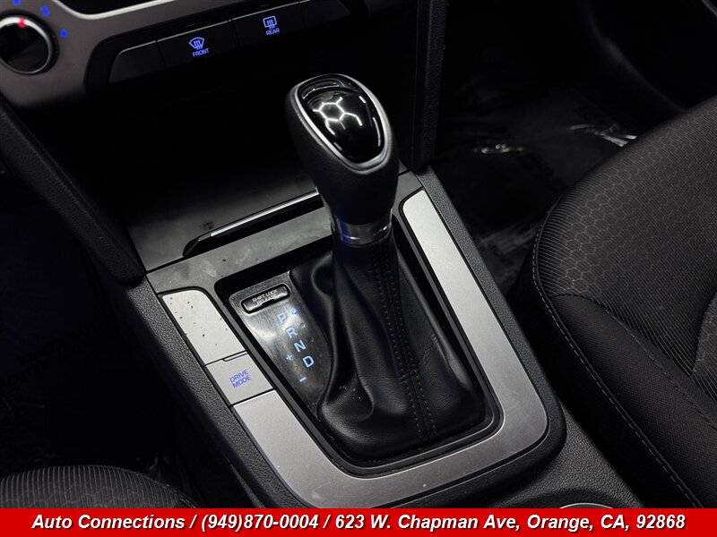 2018 Hyundai ELANTRA SE - Photo 14 - Orange, CA 92868