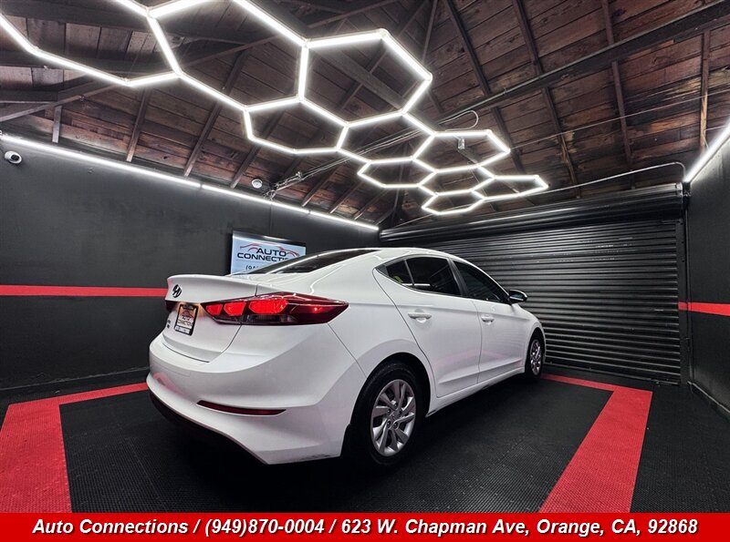 2018 Hyundai ELANTRA SE - Photo 3 - Orange, CA 92868