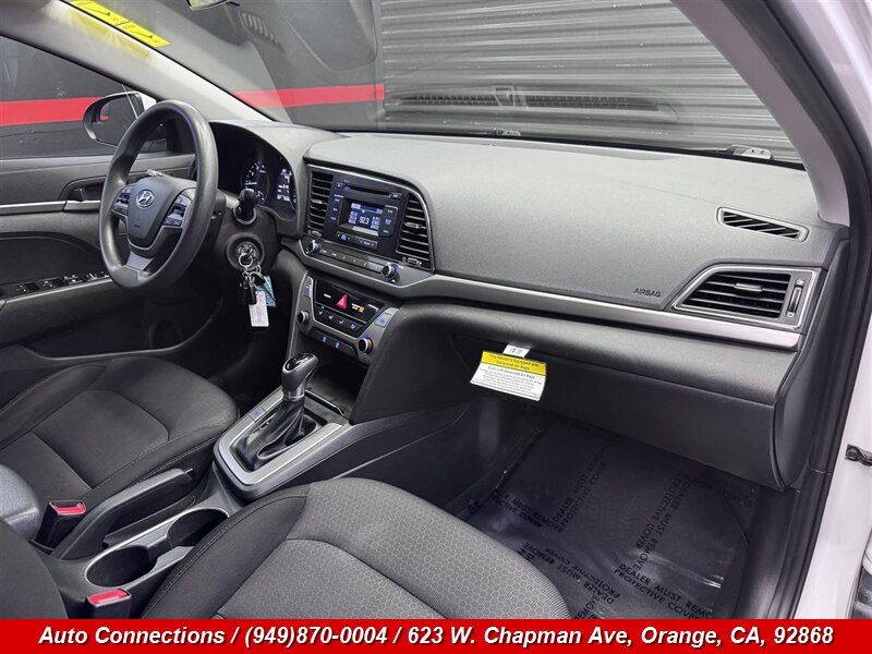 2018 Hyundai ELANTRA SE - Photo 10 - Orange, CA 92868