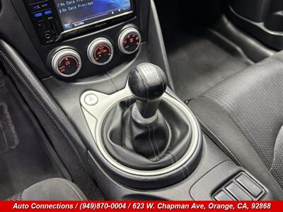 2009 Nissan 370Z Touring - Photo 11 - Orange, CA 92868