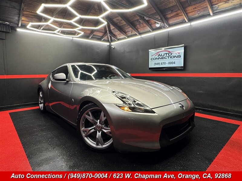 2009 Nissan 370Z Touring   - Photo 1 - Orange, CA 92868