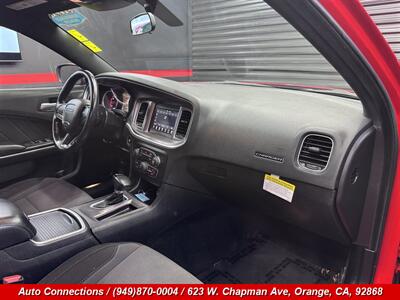 2022 Dodge Charger SXT - Photo 10 - Orange, CA 92868