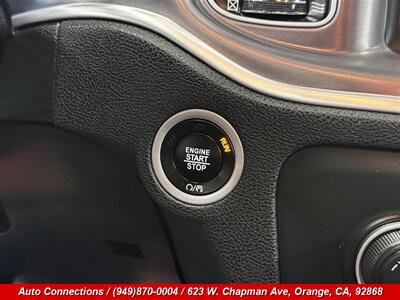 2022 Dodge Charger SXT - Photo 18 - Orange, CA 92868