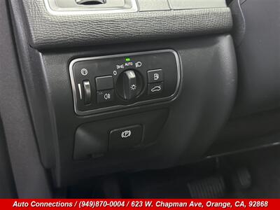 2015 Volvo XC60 T5 Drive-E Platinum   - Photo 24 - Orange, CA 92868