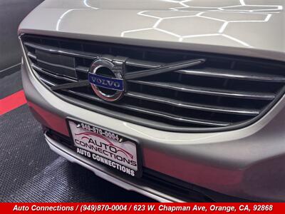 2015 Volvo XC60 T5 Drive-E Platinum   - Photo 32 - Orange, CA 92868