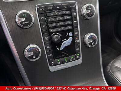 2015 Volvo XC60 T5 Drive-E Platinum   - Photo 15 - Orange, CA 92868