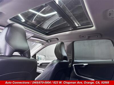2015 Volvo XC60 T5 Drive-E Platinum   - Photo 23 - Orange, CA 92868